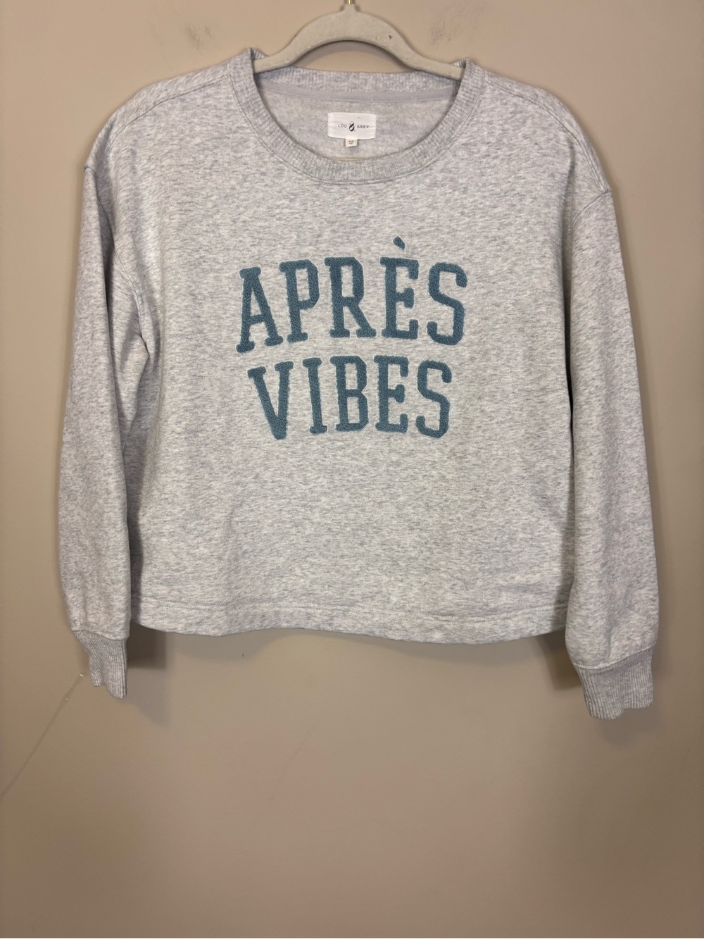 Lou & Grey Après Vibes Grey Fleece Lined Boxy Fit Graphic Sweatshirt XS